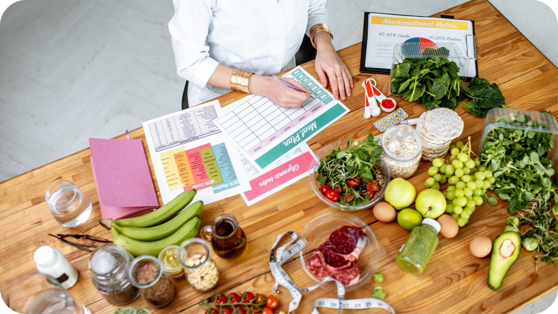 Nutrition planning with a variety of fresh foods
